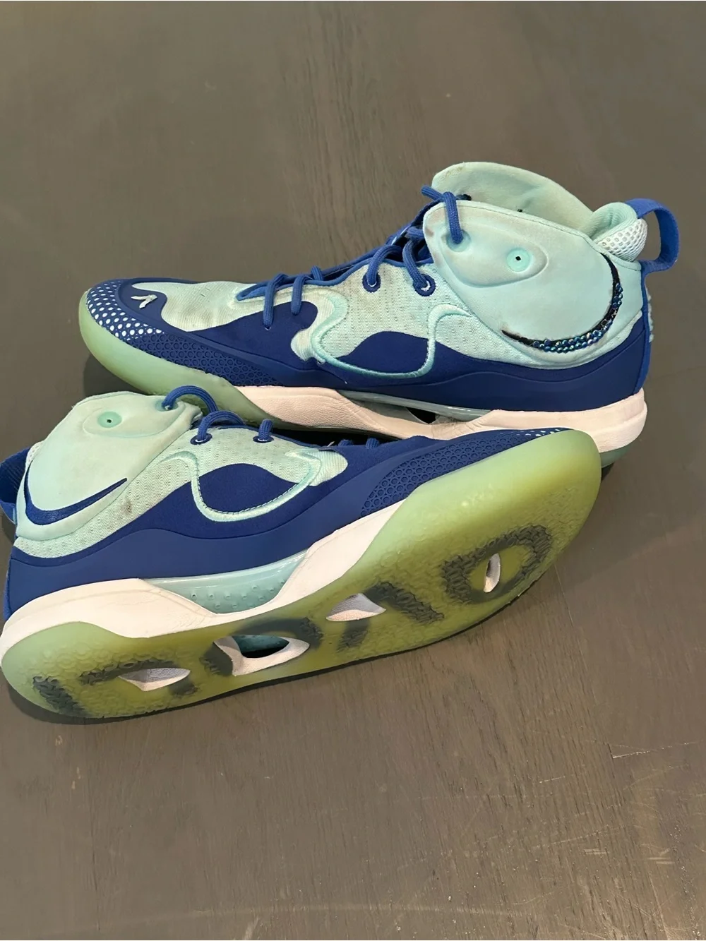 Avoli Mid Volleyball Sneakers Blue Mint Women’s Size 10.5 Court Sneakers